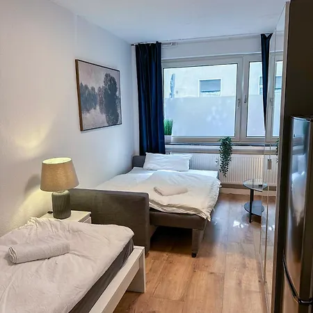 With Kitchen, Bed, Sofa Appartamento